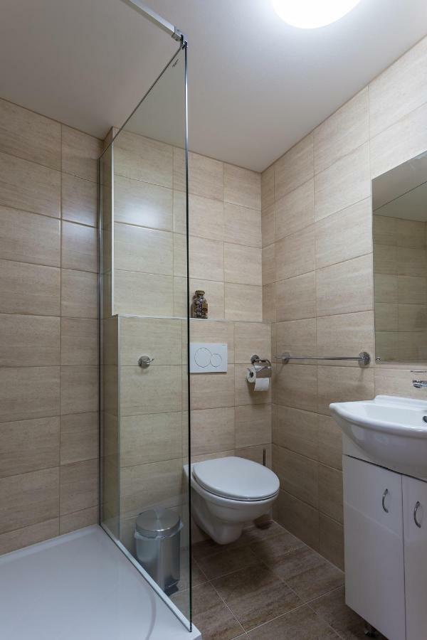 Attic Rooms Табор Екстериор снимка