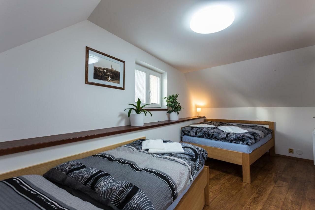 Attic Rooms Табор Екстериор снимка
