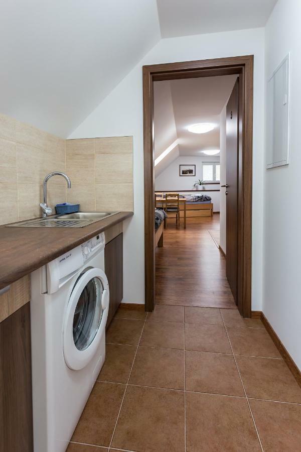 Attic Rooms Табор Екстериор снимка