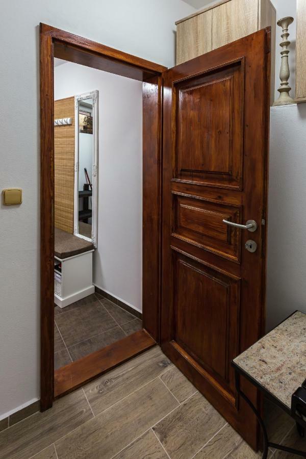 Attic Rooms Табор Екстериор снимка